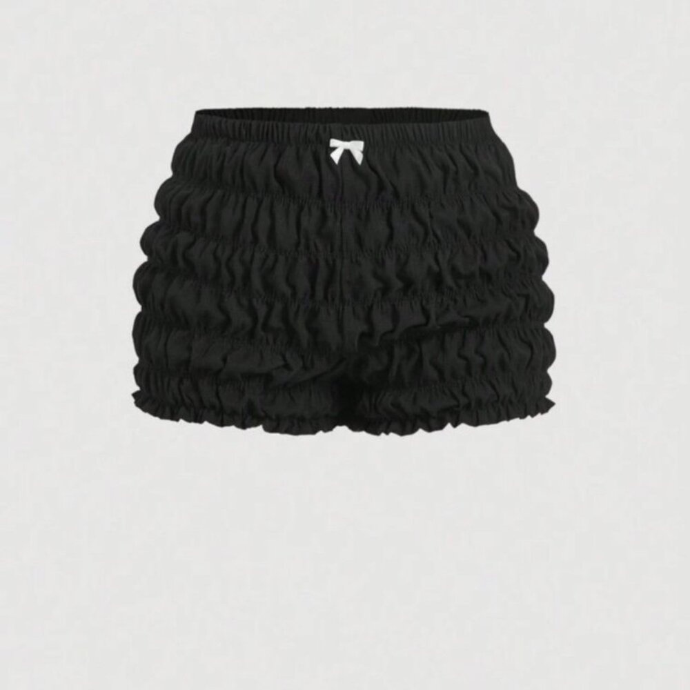 BRAND NEW RUFFLED BLACK SHORTS BNWT